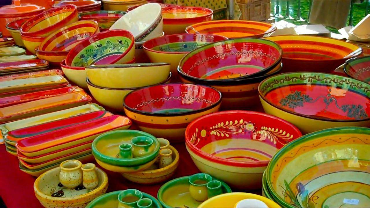 provence-market-pottery