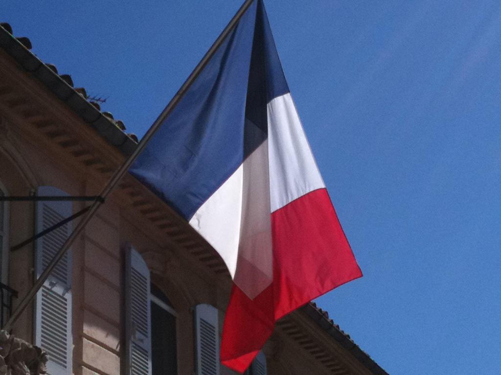 French Flag #Provence #French #Flag @PerfProvence