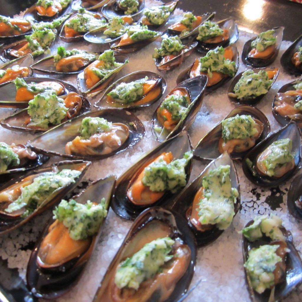 Fresh Mussels Provencal Style by Provence Gourmet