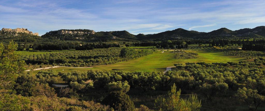 18 hole golf-course Domaine de Manville @DomaineManville