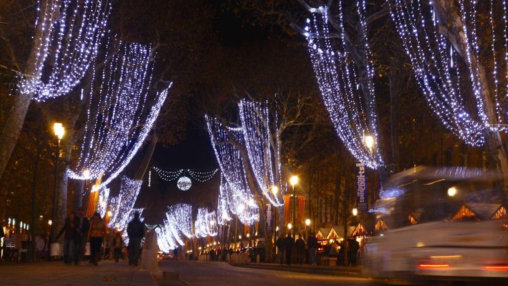 Cours Mirabeau #Christmas #Provence #AixenProvence