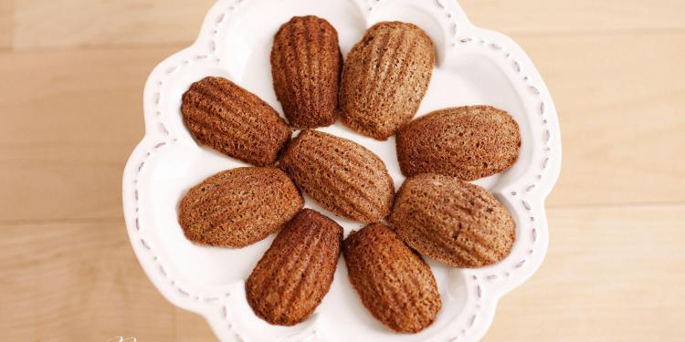 Chocolate Madelines #Recipe @LoveasART #Provence
