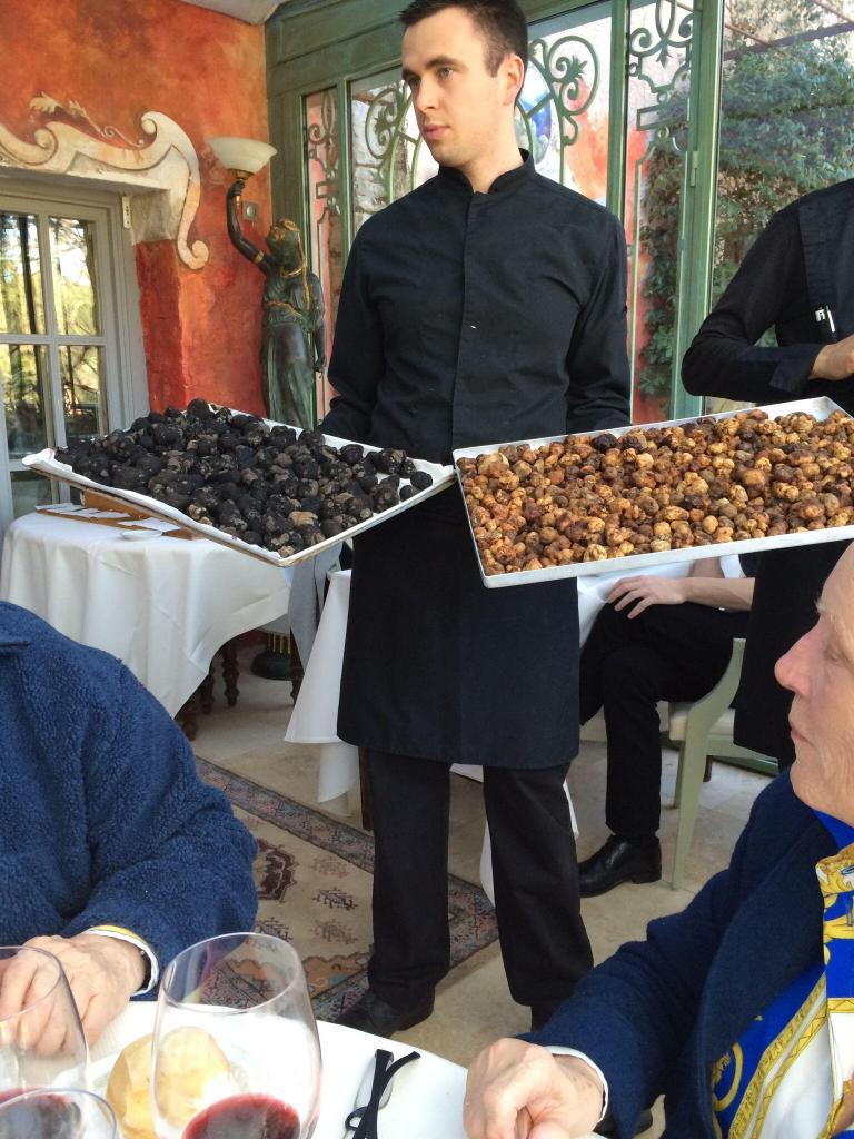 Trays of truffles at Bruno's of Lorgues @LizGabayMW