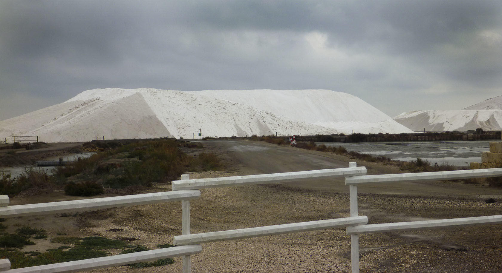 Aigues Mortes Salt flats Fleur de Sel Salins @PerfProvence