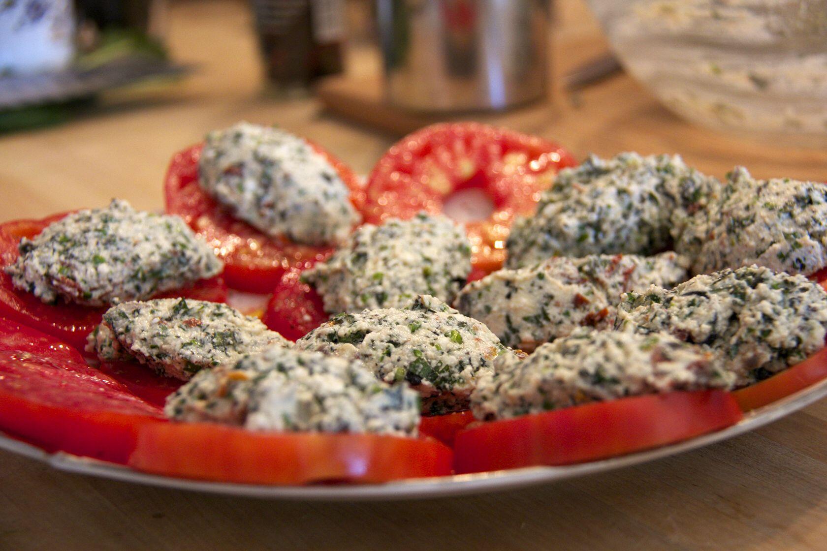 Tomatoes with Bruccio quenelles