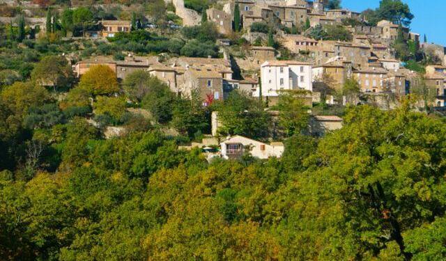 Lacoste #Luberon @Provence_search