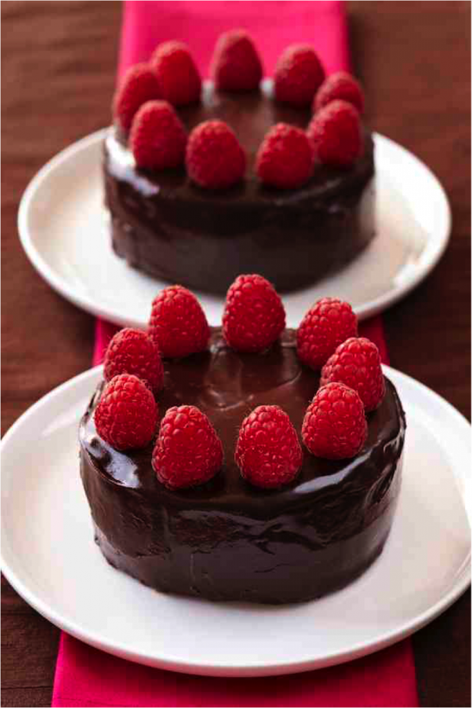 Raspberry Chocolate Tartelettes #Food Styling #afoodstylistslife @VivaldoGroup