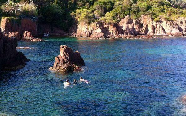 les Calanques de Maupas Esterel Var via @FibiTee