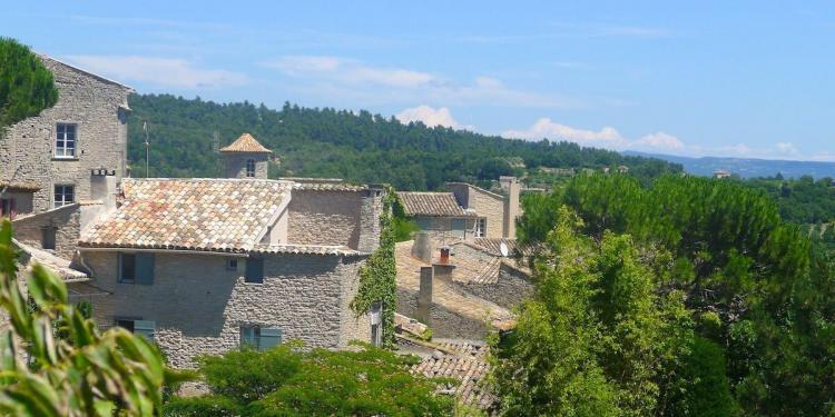 Buyer’s Agent Luberon Village Provence @ProvenceSearch