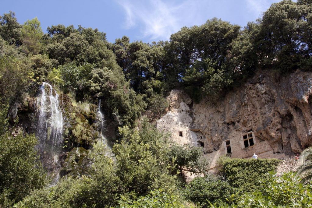 Villecroze caves #Grottos #Provence #VisitVar