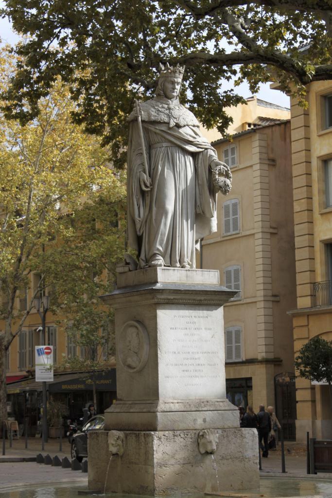 Roi Rene Cours Mirabeau Aix-en-Provence