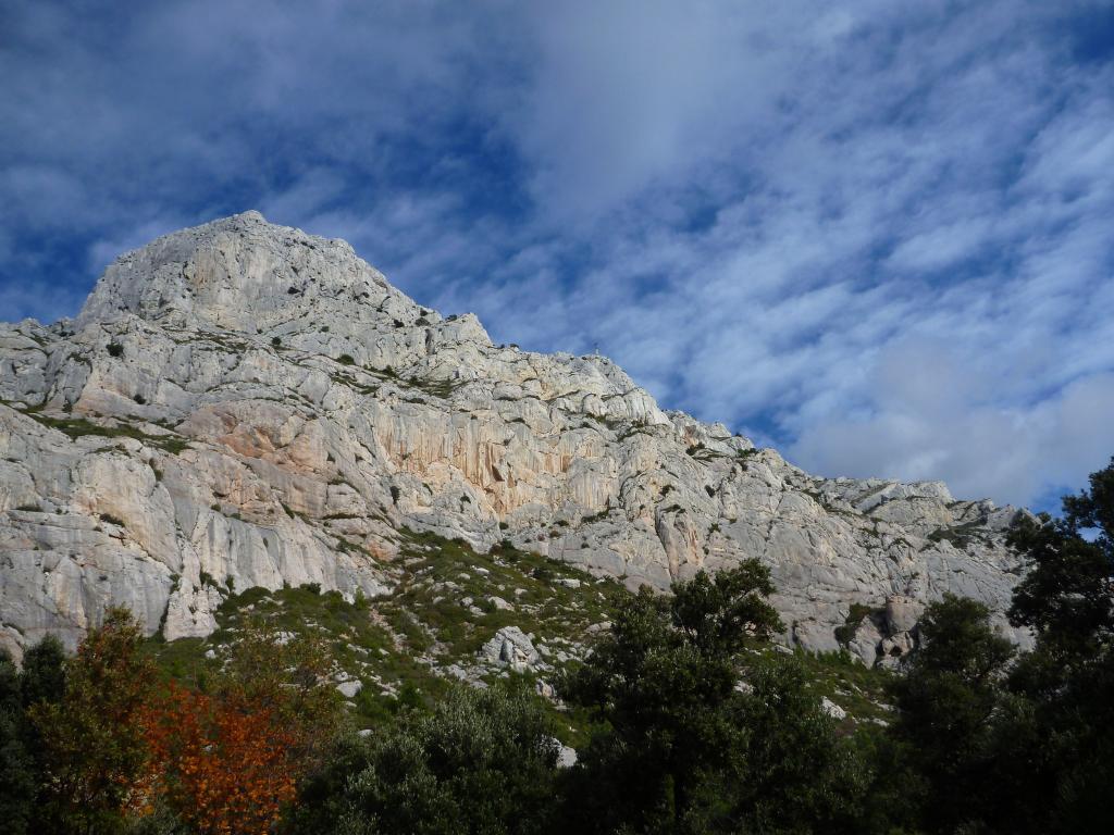 Mont Sainte-Victoire views #MontSainteVictoire #Provence