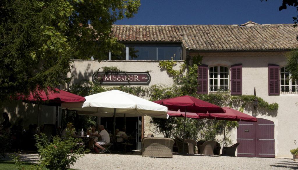 Chateau d’Estoublon #WinesofProvence #Restaurant @PerfProvence