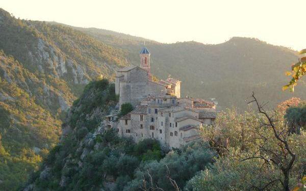 Peillon village #Nice #France @FibiTee