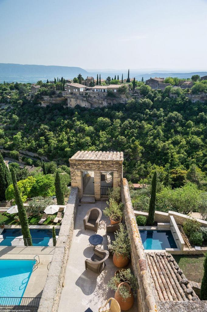 Pools at la Bastide de Gordes #Gordes