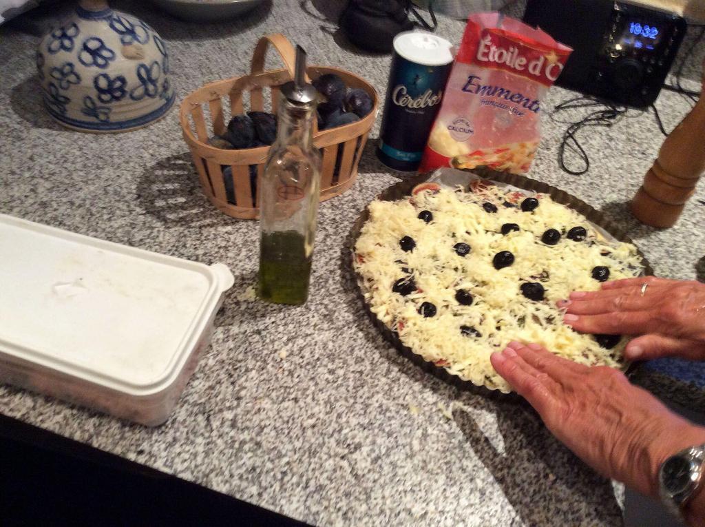 Fig pizza ingredients #Recipe #Figs #Pizza @Hildast