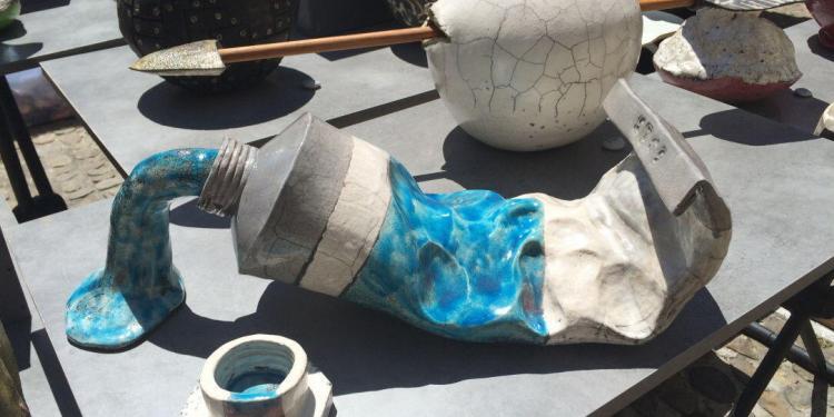 Great raku pottery #market #Avignon @VaucluseDreamer