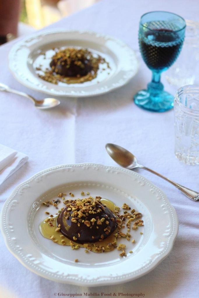 Chocolate dessert #CookingClasses #Provence @venisenprovence