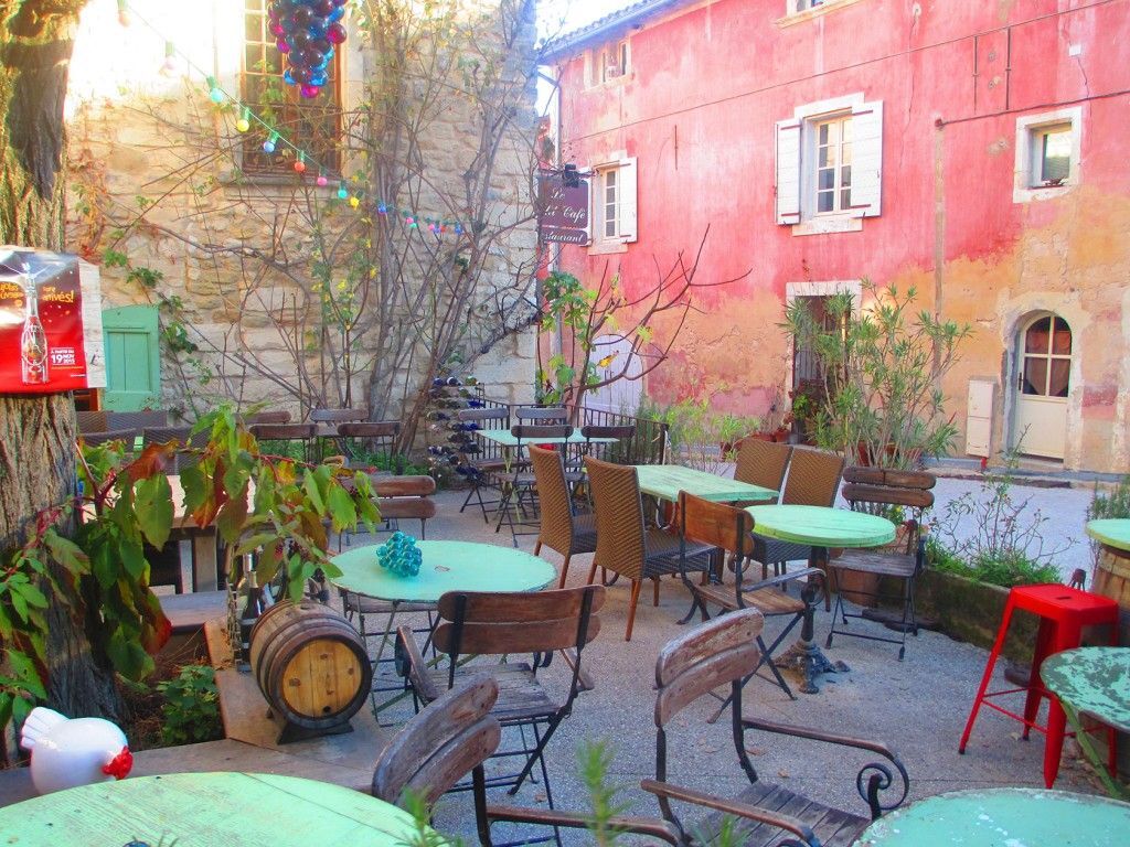Petit café Oppede le Vieux #Provence @privateprovence