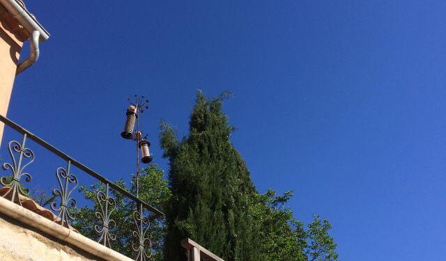 Blue skies for cycling @VaucluseDreamer