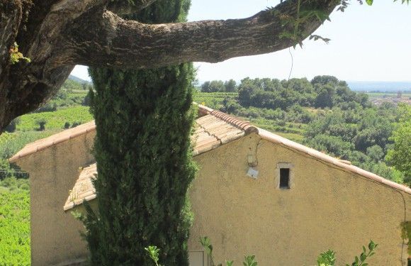 Seguret #RhoneValley @CobblestonesandVineyards