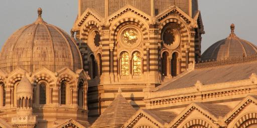 Notre Dame at sunset #Marseille #ExploreProvence @PerfProvence