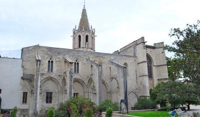 Avignon Church @OurhouseinProvence