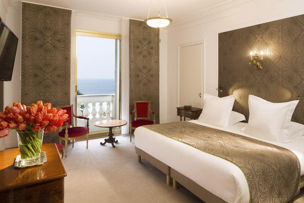 Le Negresco Deluxe Room Sea view #HotelNegresco @NegrescoHotel