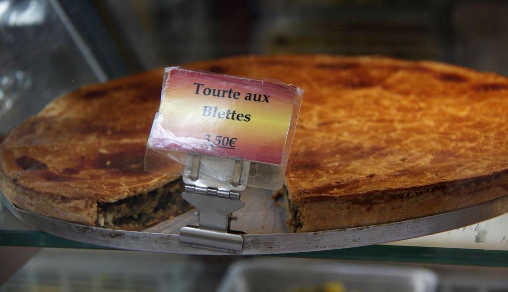 Tourte aux Blette Swiss Chard pie a specialty from Nice @PerfProvence