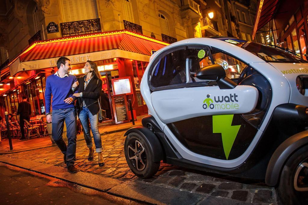 Wattmobile electric scooter in paris
