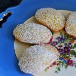 Clementine Madeleines by @Cocoaandlevender