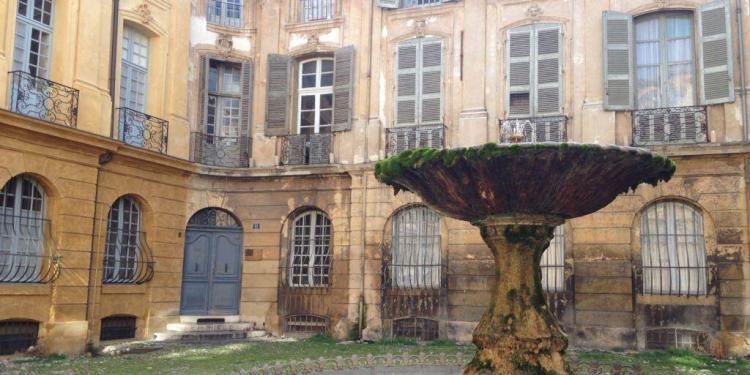Place d'Albertas Aix-en-Provence by Curious Provence