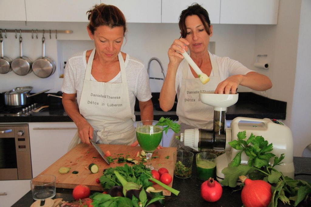 Detox in the Luberon Health Cooking Demonstration in Provence
