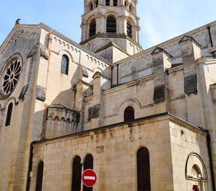 Visit Nîmes