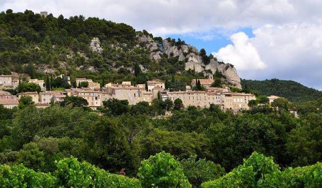 Séguret Village View Vaucluse