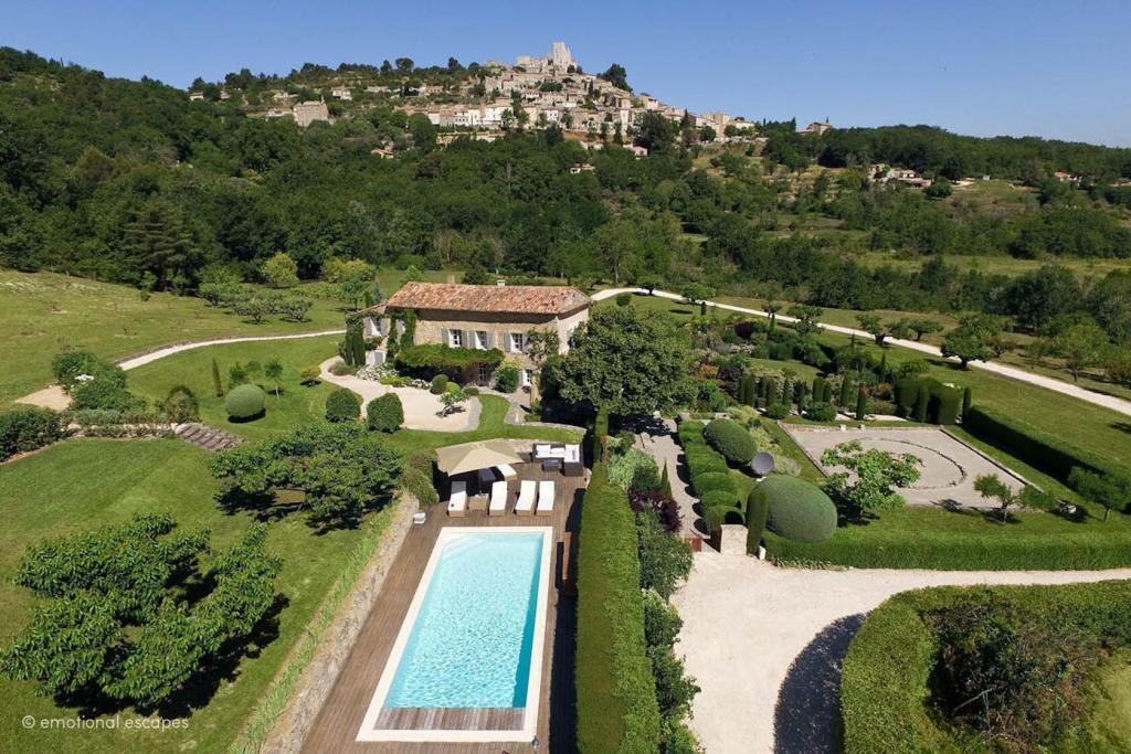 Lacoste View Luberon Holiday Rentals Provence Emotional Escapes