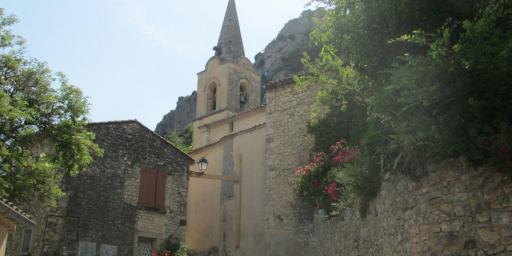 Monieux Village Vaucluse