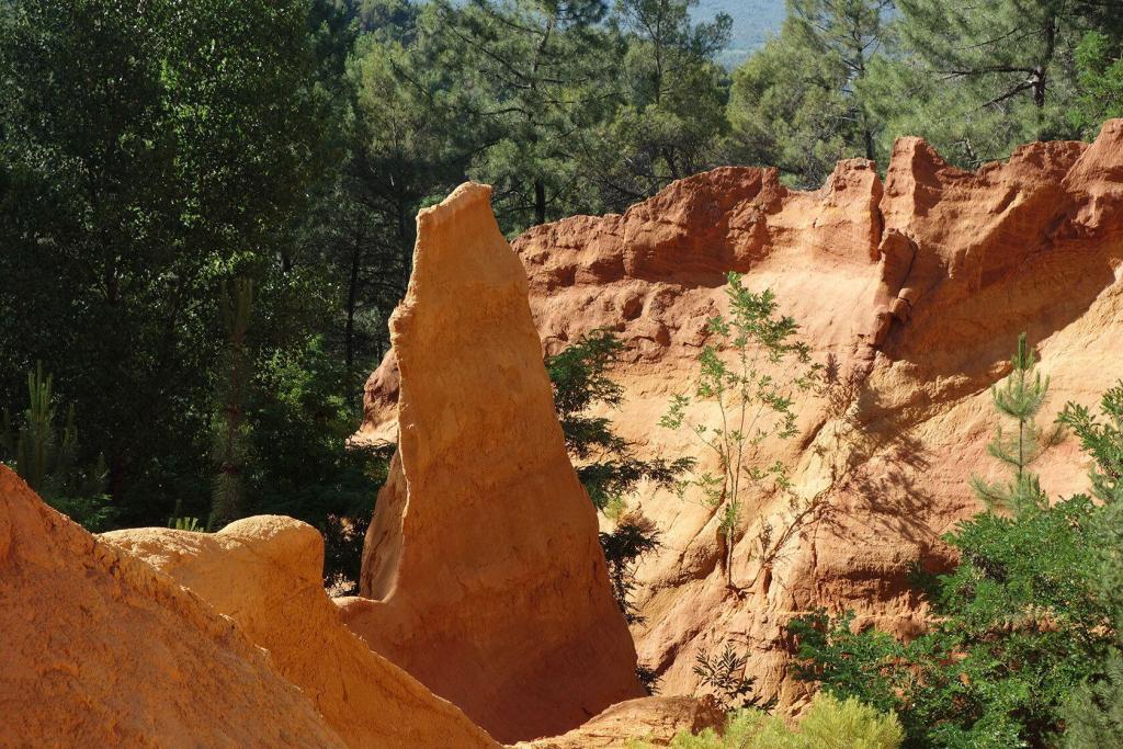 Provence's Natural Ochre Roussillon