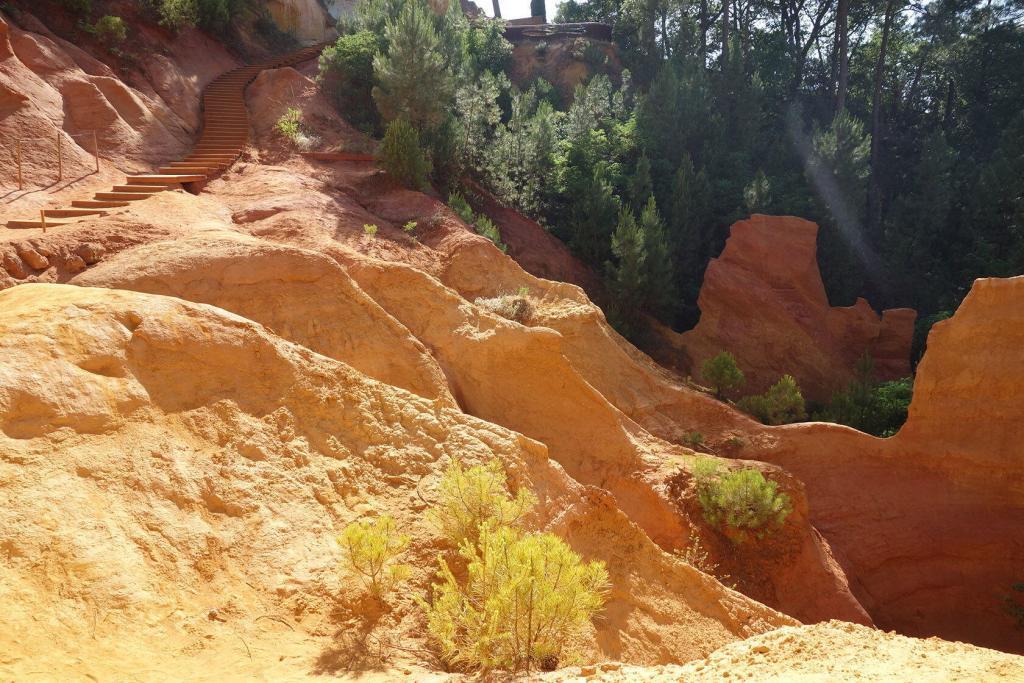 Provence's Natural Ochre Roussillon