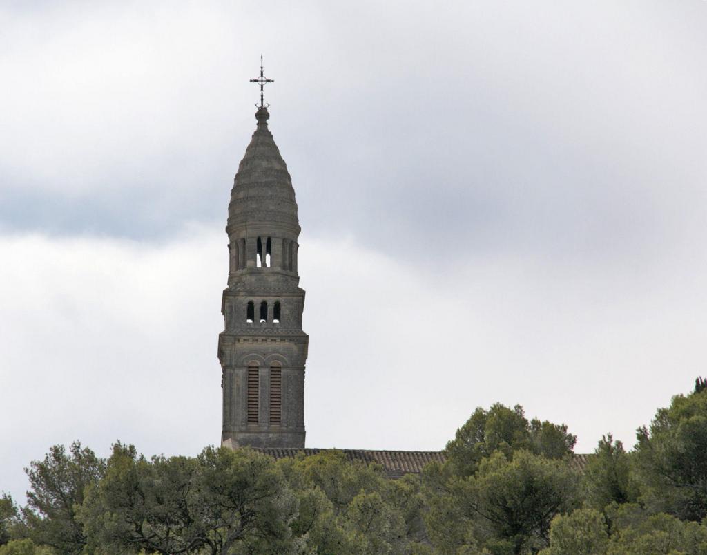 Discover Orgon Notre Dame de Beauregard Alpilles