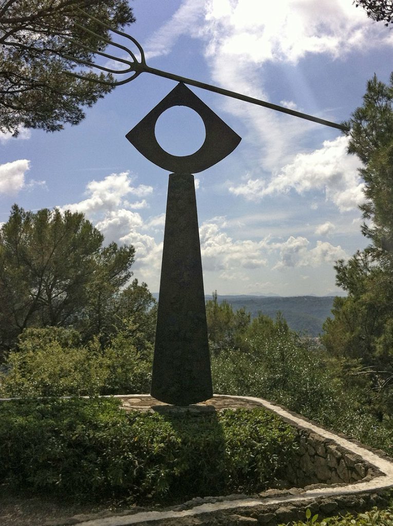 Cote d'Azur outdoor sculpture garden of Musée Maecht Saint-Paul-de-Vence MKSeales