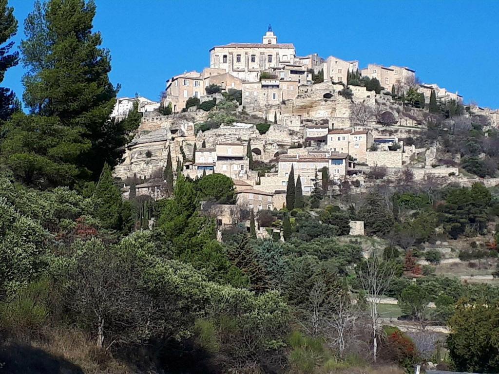 Genuine Provence Experiences Gordes Luberon beautiful perched village Jane Dunning