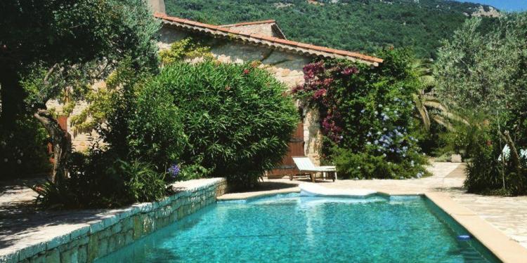 House Sitting Provence