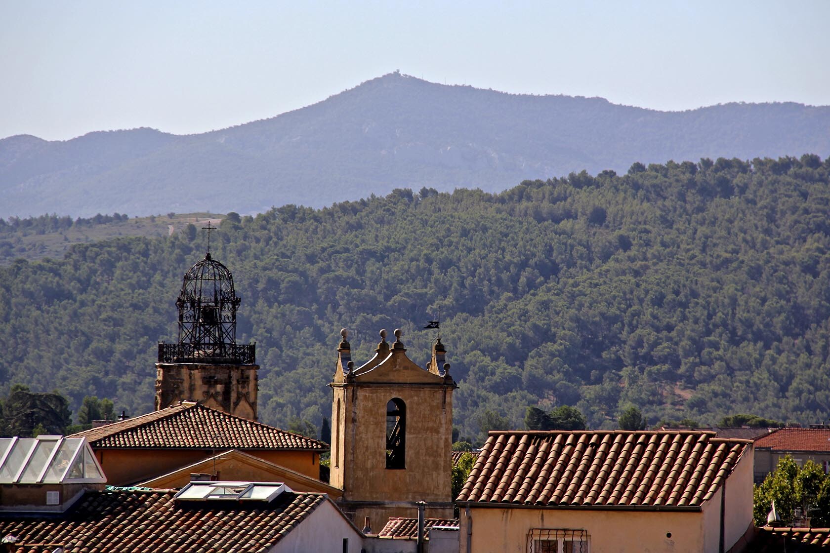 Aix-en-Provence City Guide Mont Sainte Victoire Views