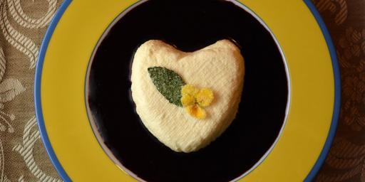Lemon-Lavender Hearts coeur a la creme Lemon Desserts