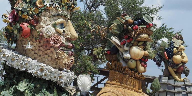Three Places Provence Visit Les Baux Les Quatres Saisons by Philip Haas1
