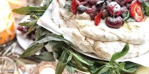 Christmas Pavlova Recipe