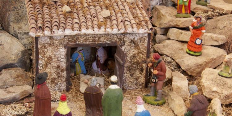 Christmas Traditions Santons Provence