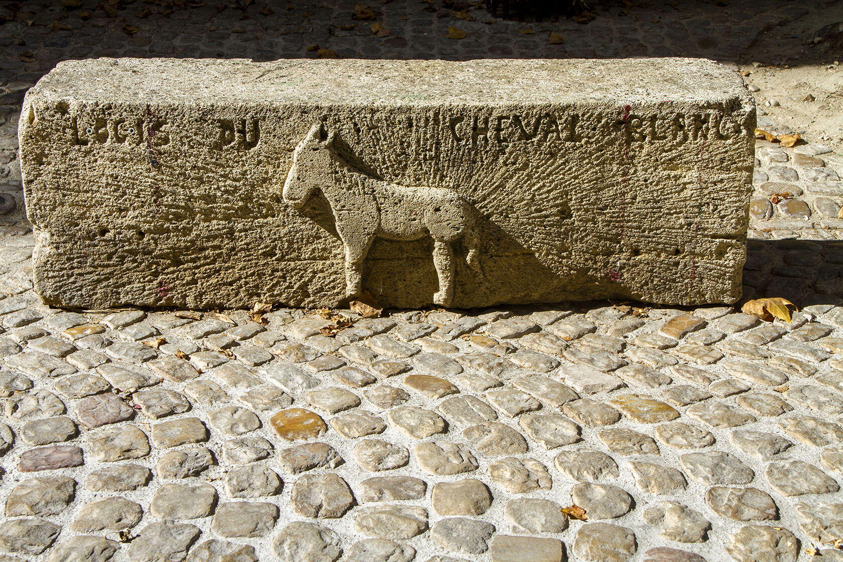 Stone Bench in Avignon Avignon le Limas Bed & Breakfast