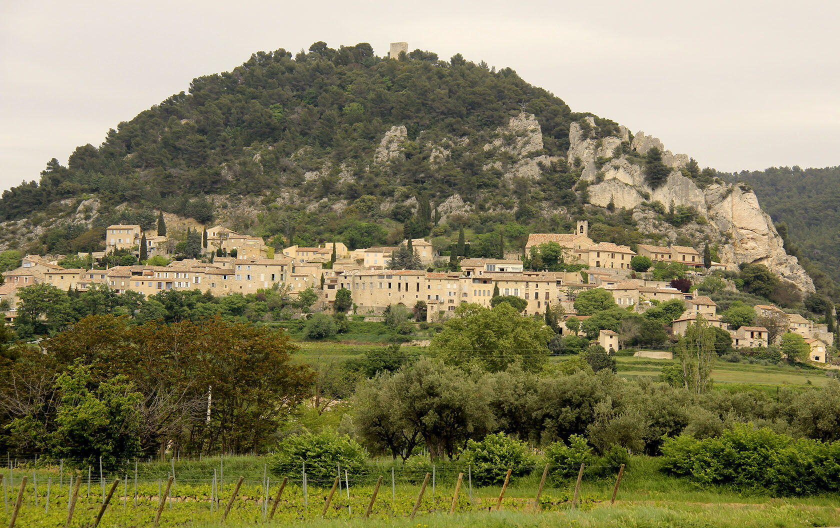 Seguret Perched Village Vaucluse